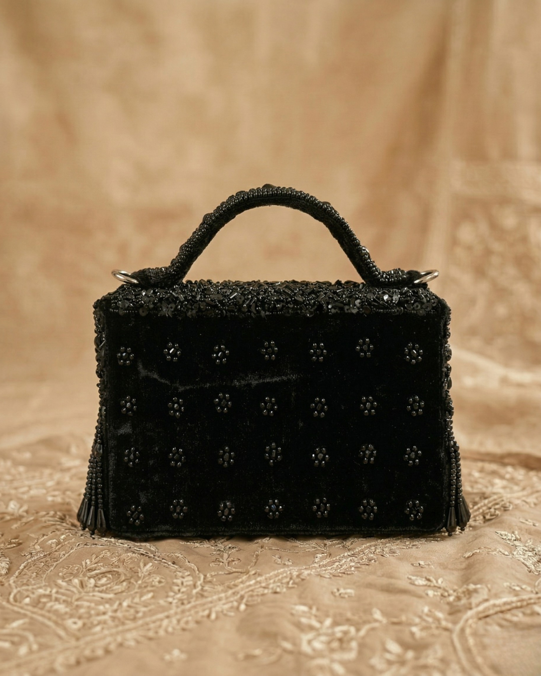 #Color_Black