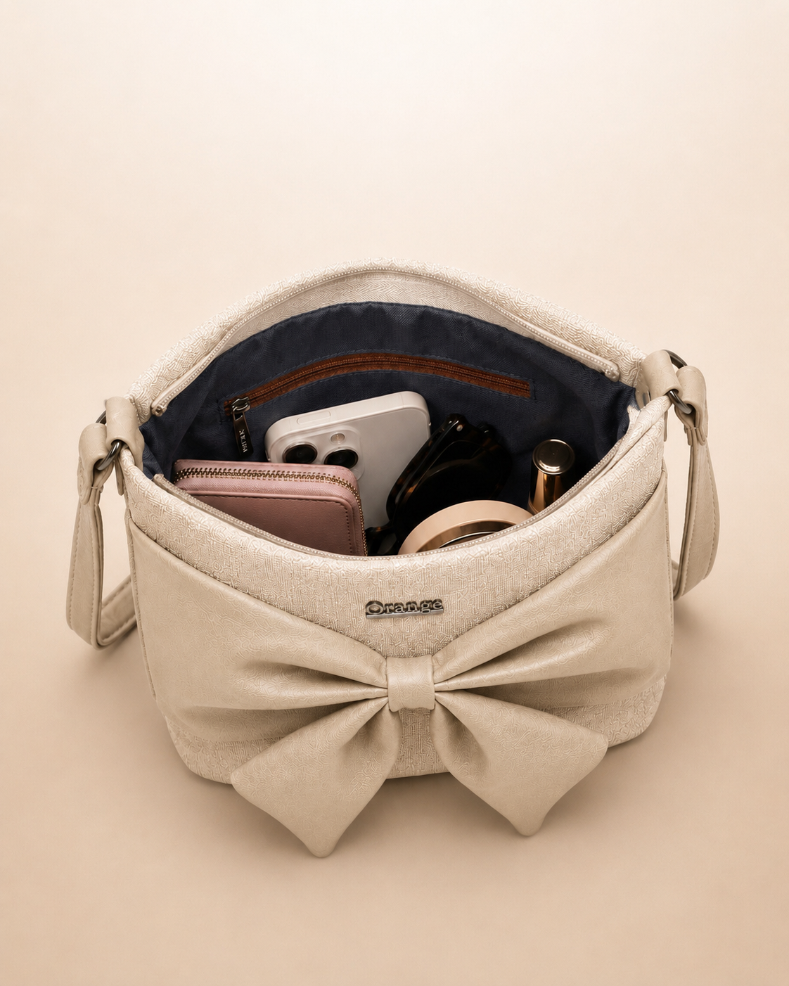 #Color_Beige