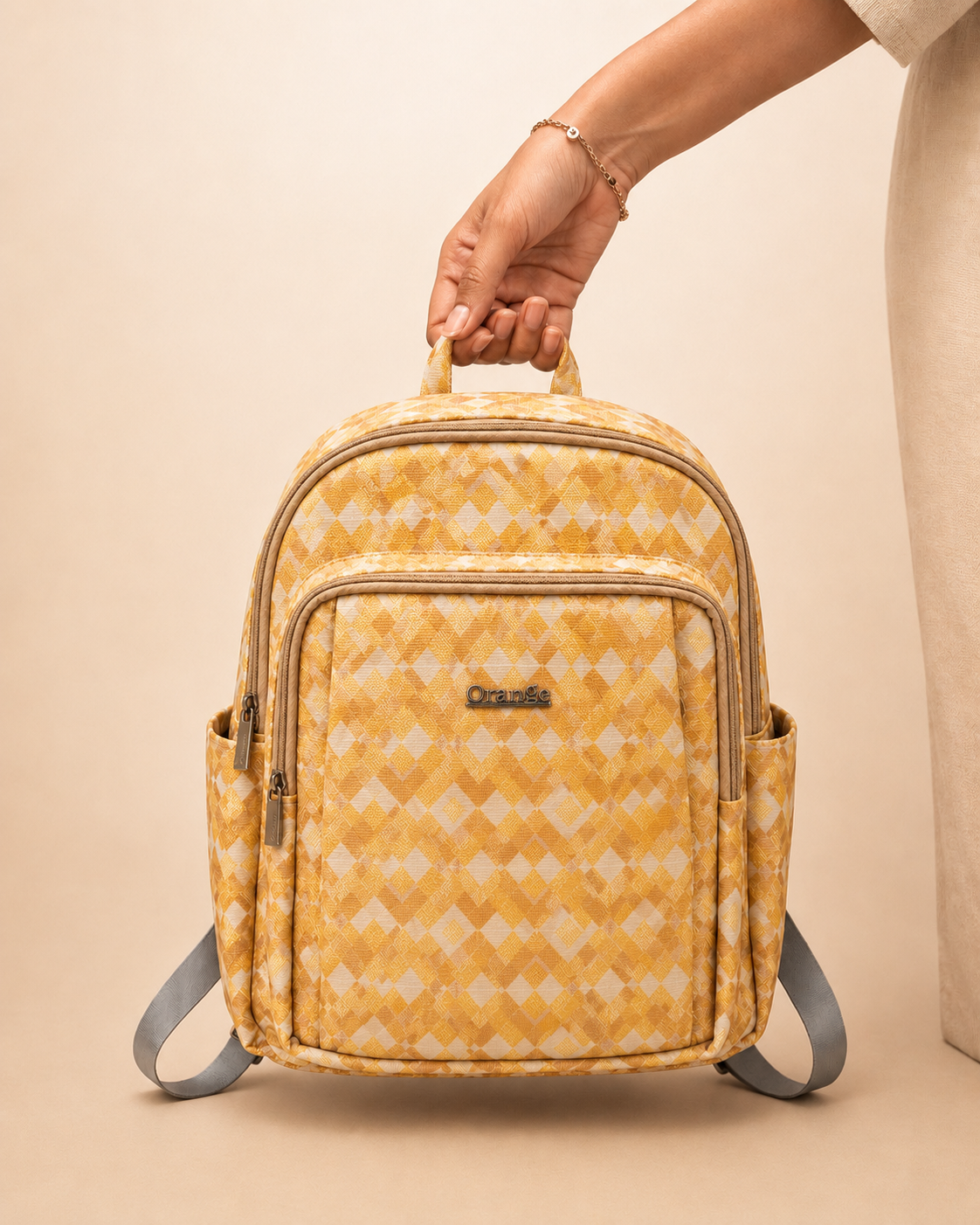 #Color_Yellow
