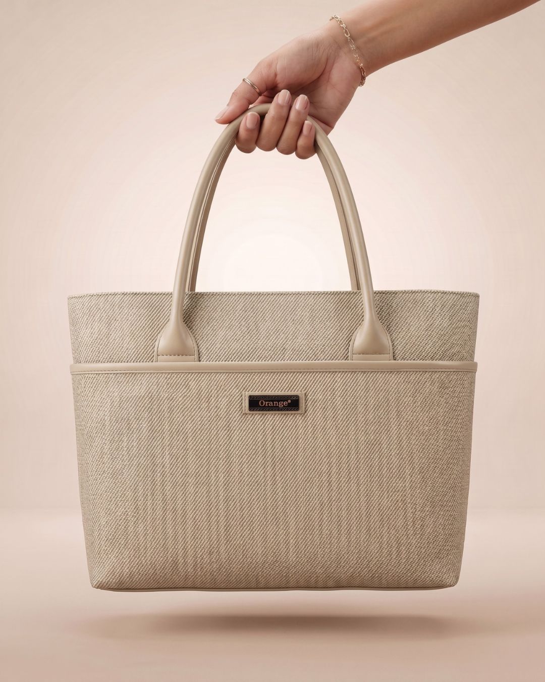 #Color_Beige