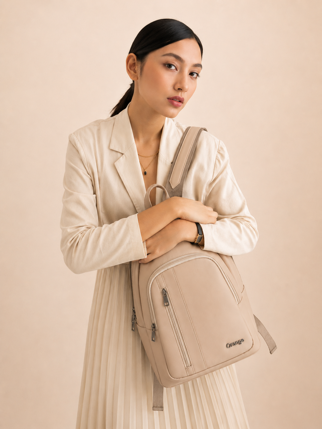 #Color_Beige