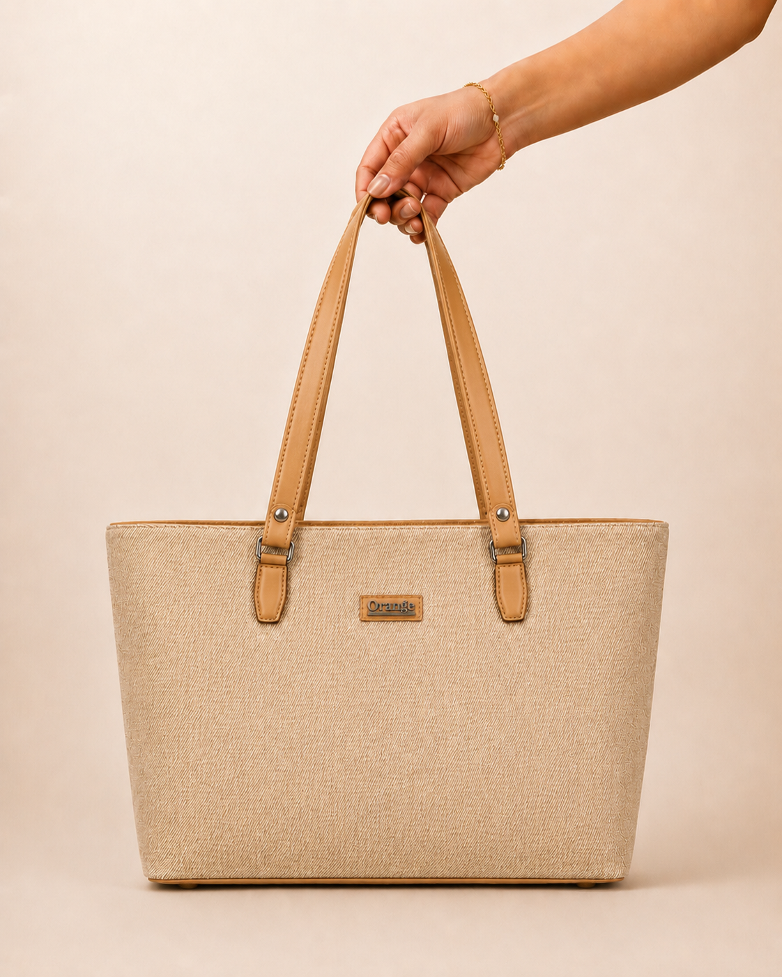 #Color_Beige