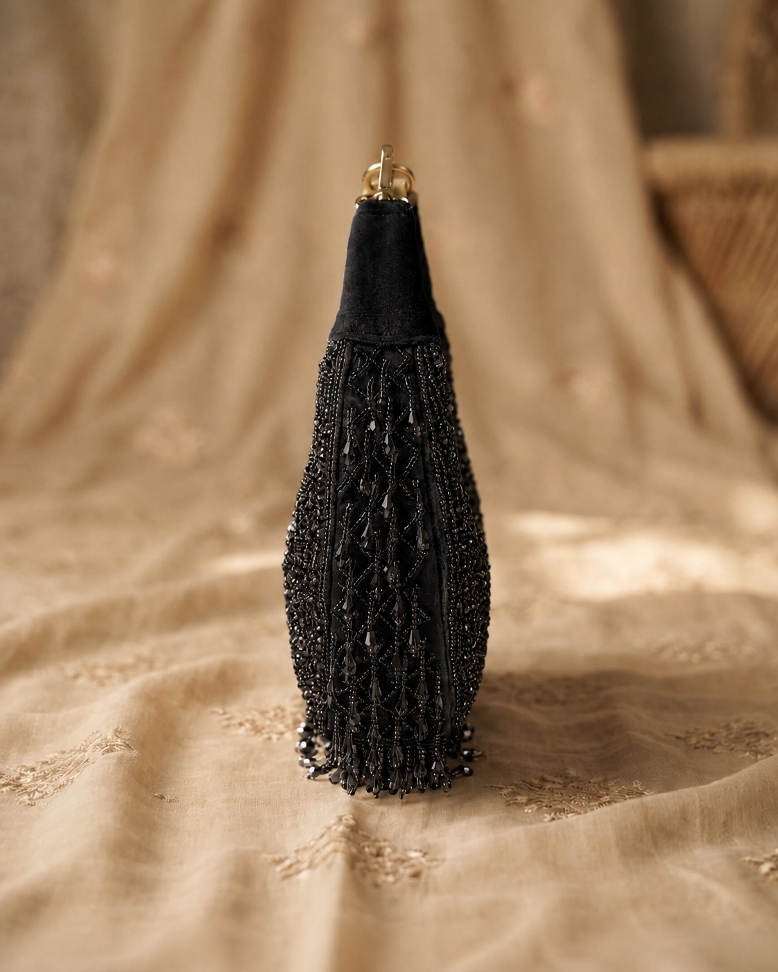 #Color_Black