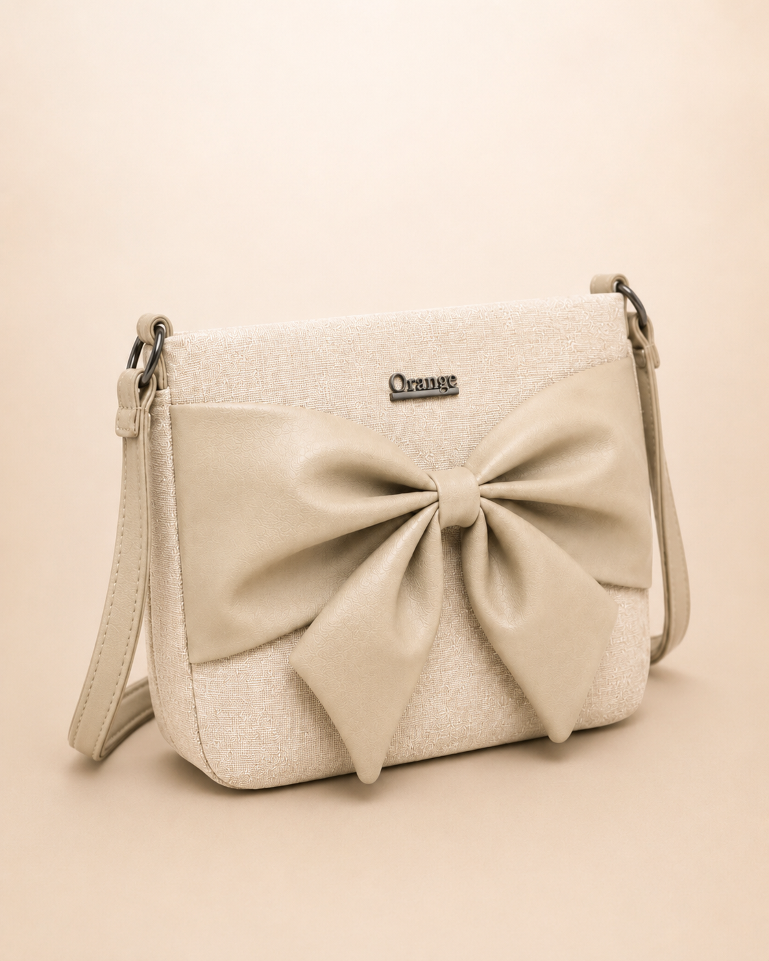 #Color_Beige