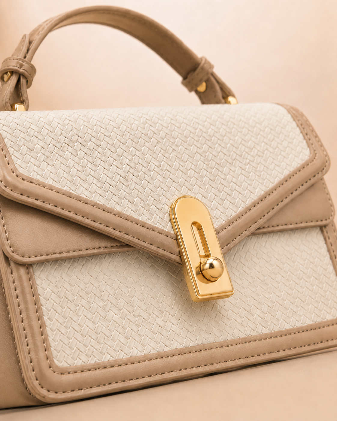 #Color_Beige
