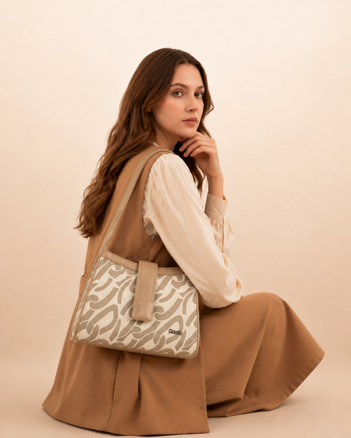 #Color_Lightbrown