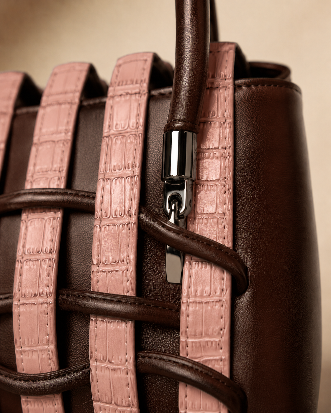 #color_dark brown